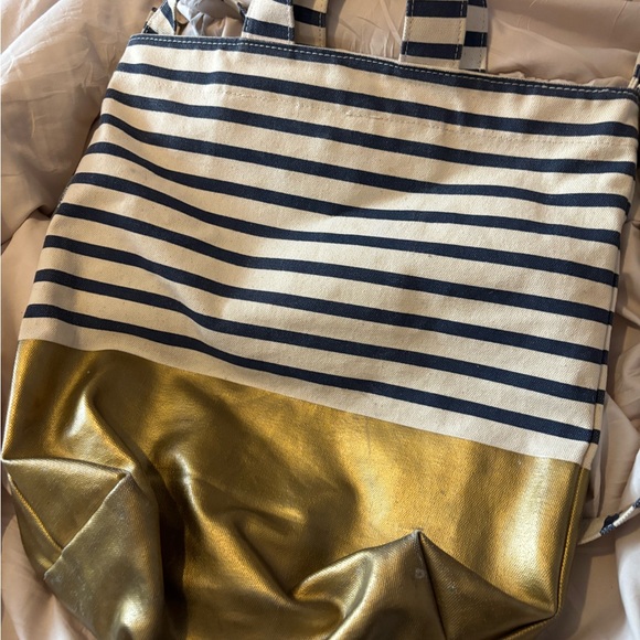 Striped Gold and Navy Tote Bag Baggu x West Elm collab. - Picture 6 of 10